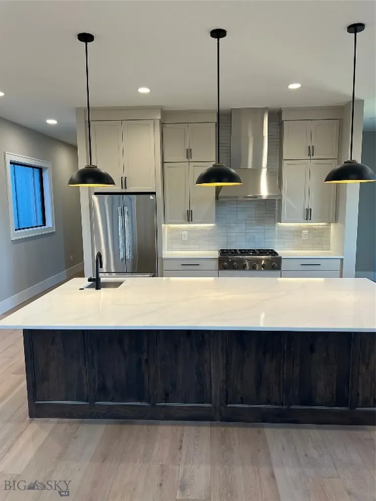 60 Mcgoo Way Bozeman MT 59718