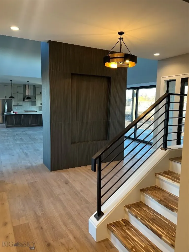 60 Mcgoo Way Bozeman MT 59718