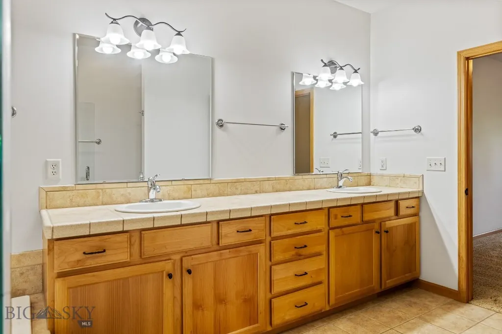 3300 E Graf Bozeman MT 59715