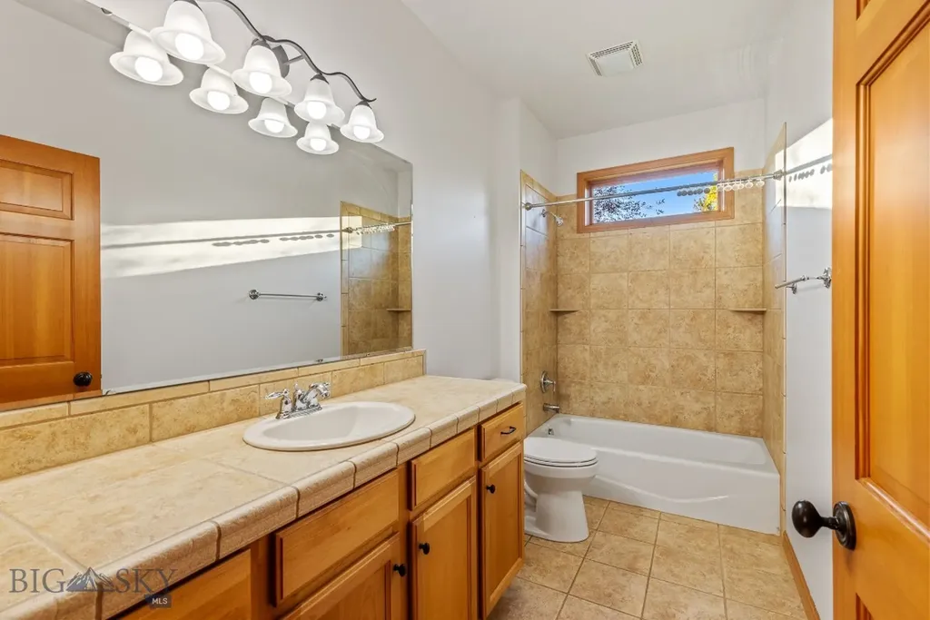 3300 E Graf Bozeman MT 59715