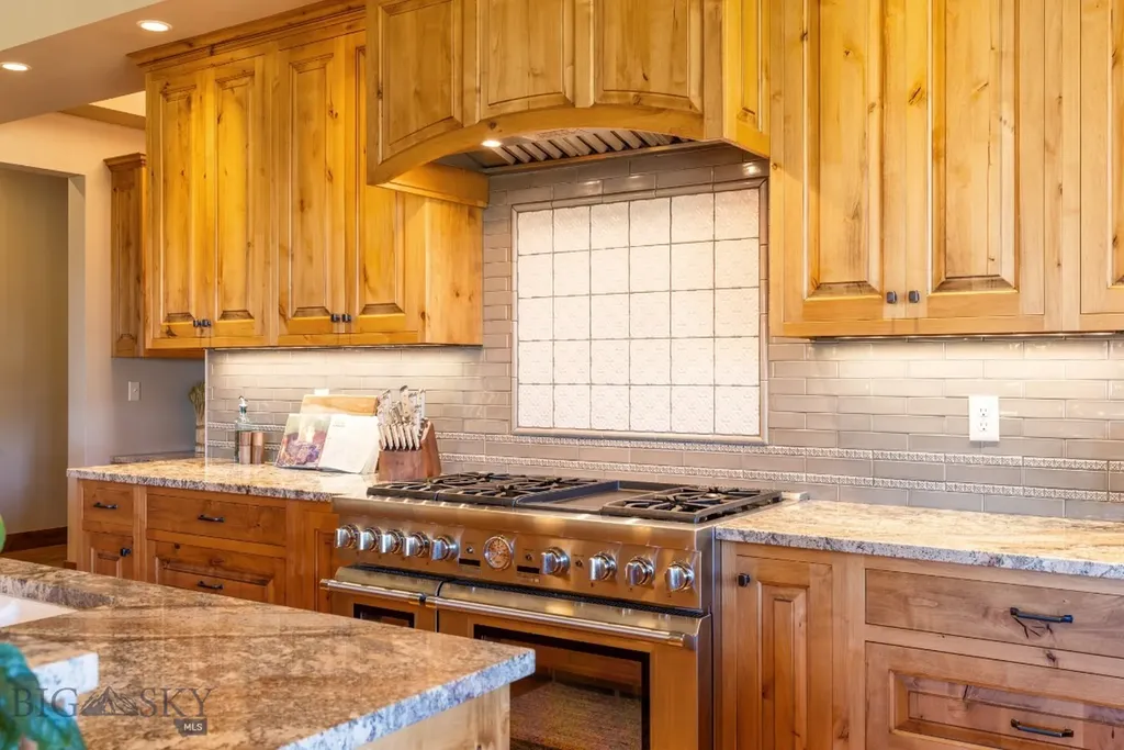 5204 Patterson Road Bozeman MT 59718