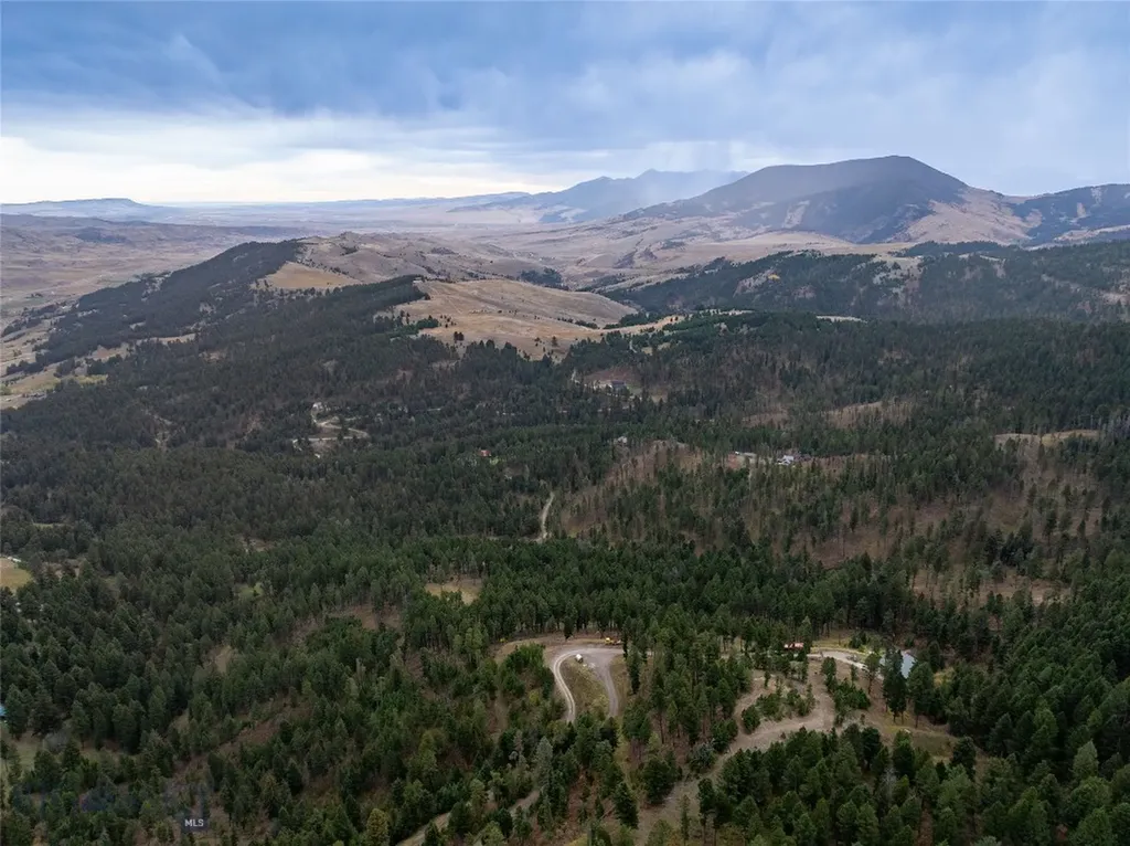 20 Ac Alpine Springs Trail Livingston MT 59047