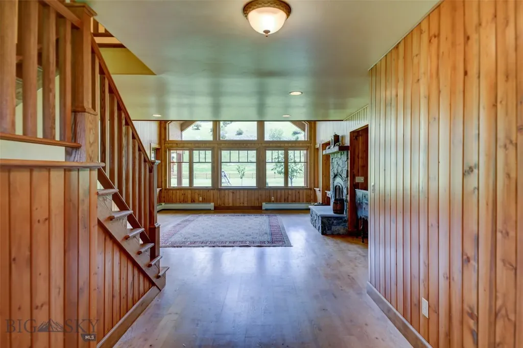 1986 E River Road Livingston MT 59047
