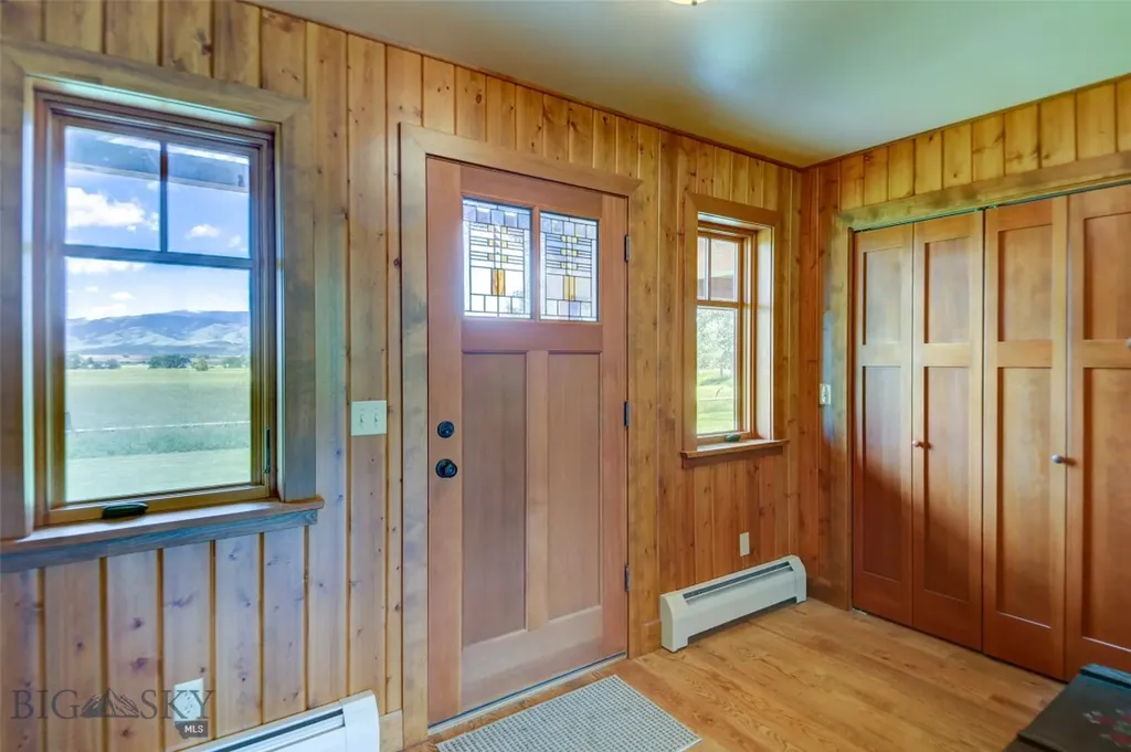 1986 E River Road Livingston MT 59047