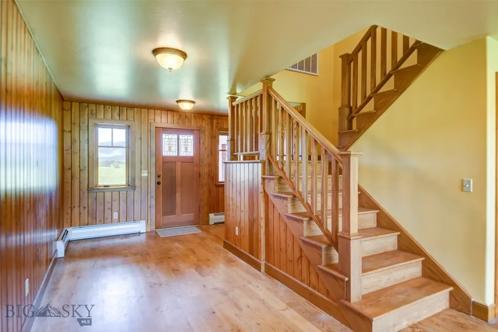 1986 E River Road Livingston MT 59047