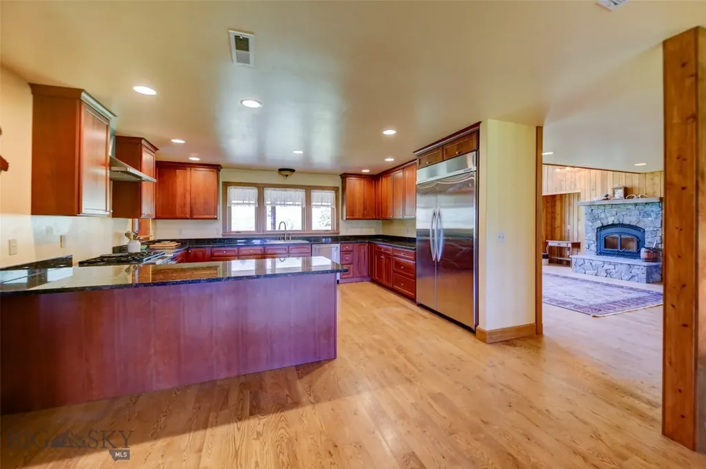 1986 E River Road Livingston MT 59047