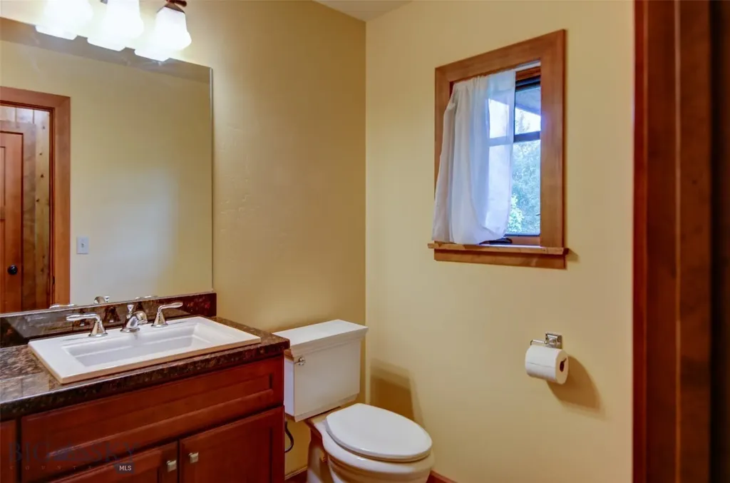 1986 E River Road Livingston MT 59047