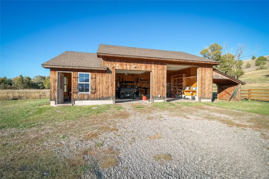 1986 E River Road Livingston MT 59047