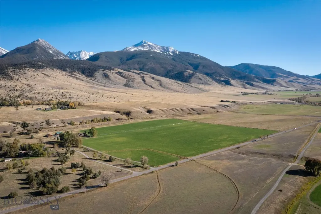 1986 E River Road Livingston MT 59047
