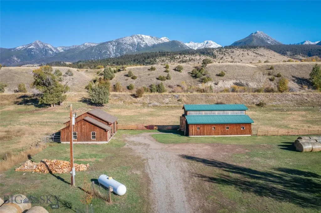 1986 E River Road Livingston MT 59047