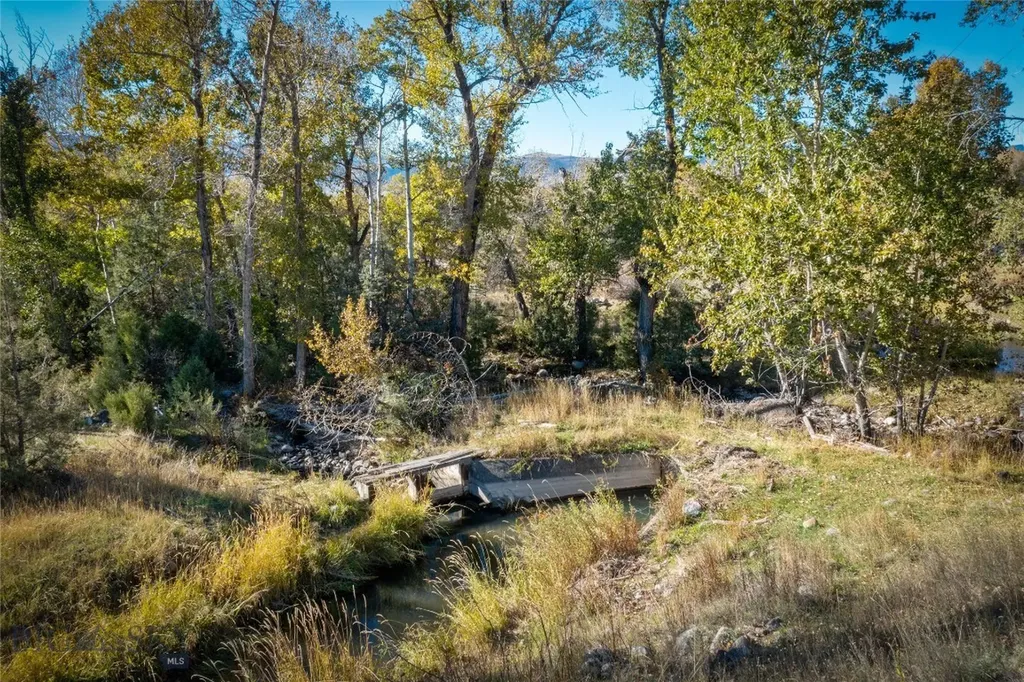 1986 E River Road Livingston MT 59047