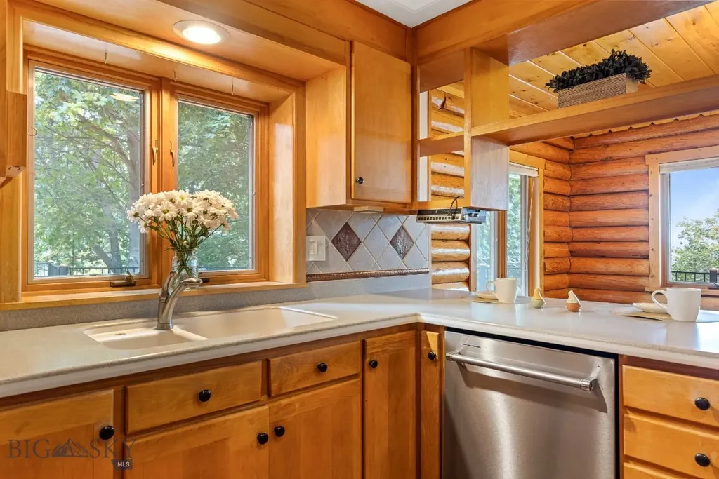 8651 E Panorama Drive E Bozeman MT 59715