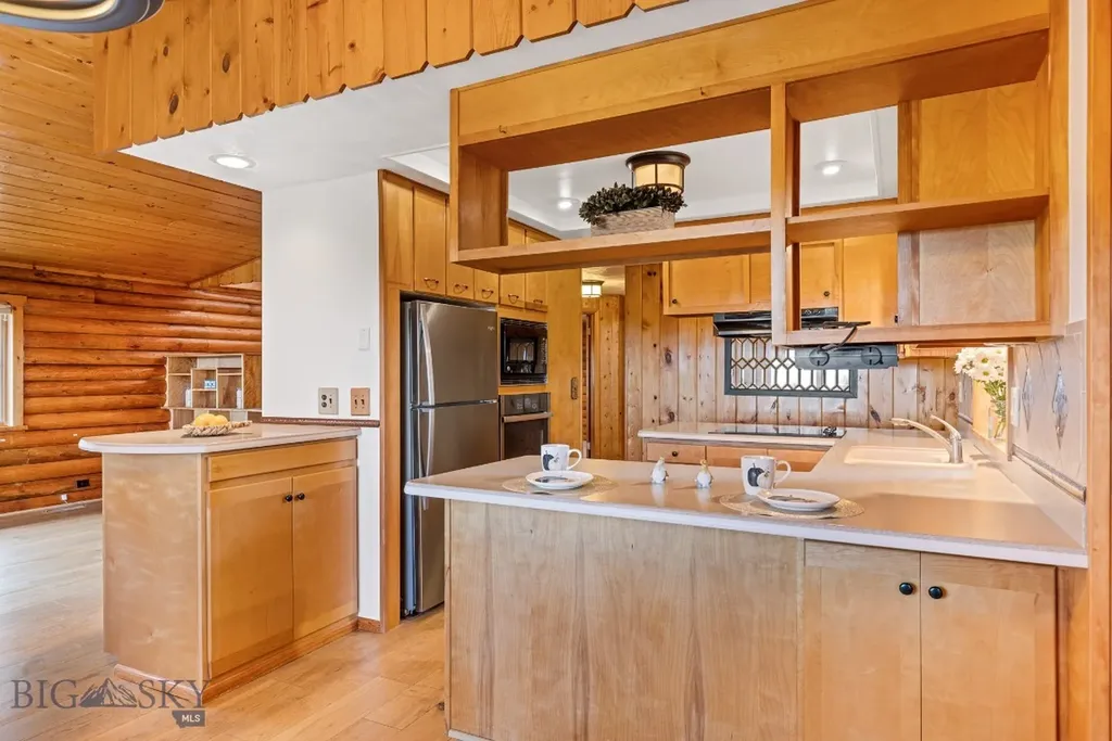 8651 E Panorama Drive E Bozeman MT 59715