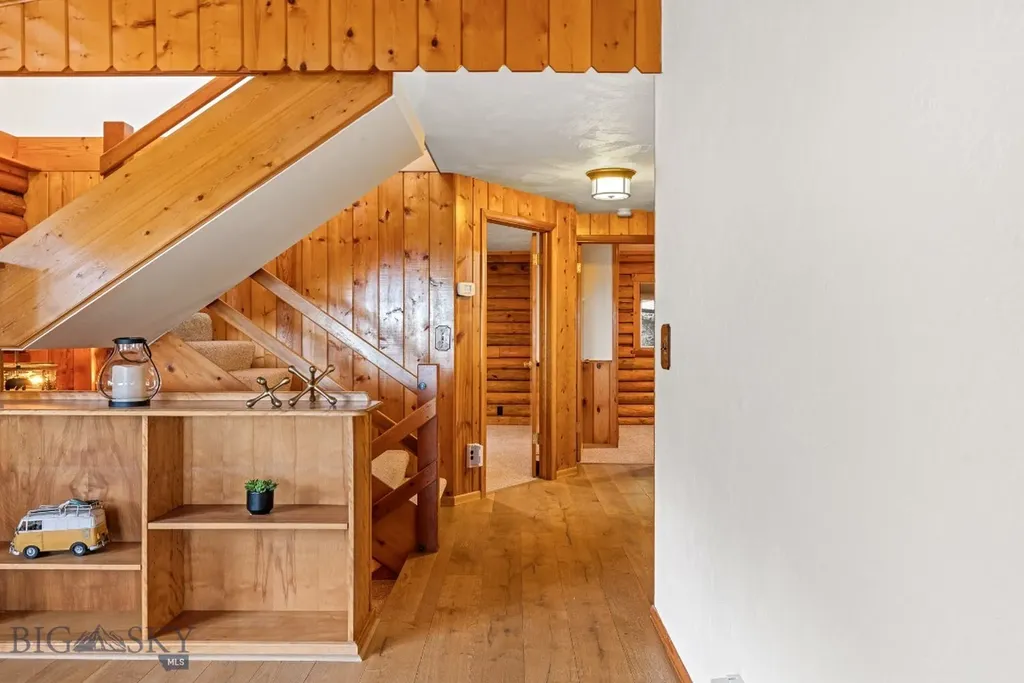 8651 E Panorama Drive E Bozeman MT 59715