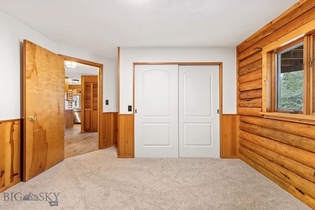 8651 E Panorama Drive E Bozeman MT 59715