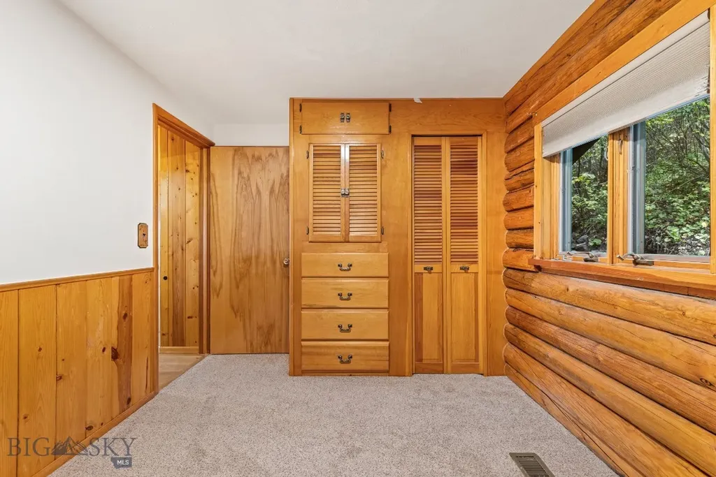 8651 E Panorama Drive E Bozeman MT 59715