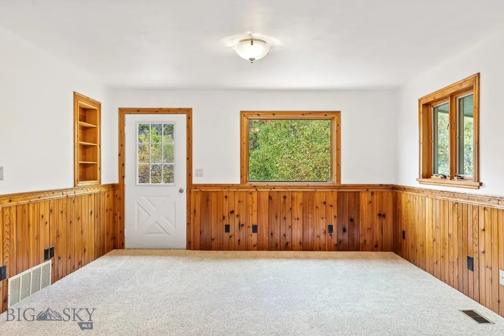 8651 E Panorama Drive E Bozeman MT 59715