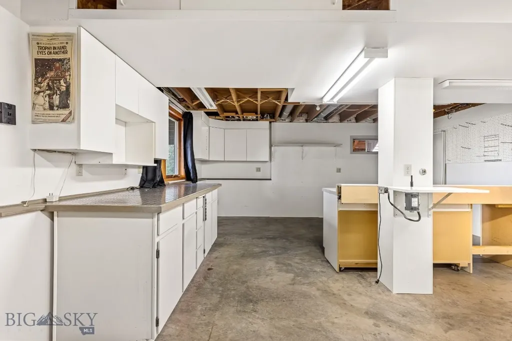 8651 E Panorama Drive E Bozeman MT 59715