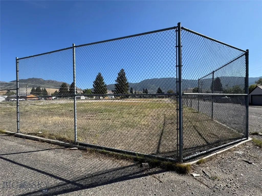 2400 Silver Bow Street Butte MT 59701