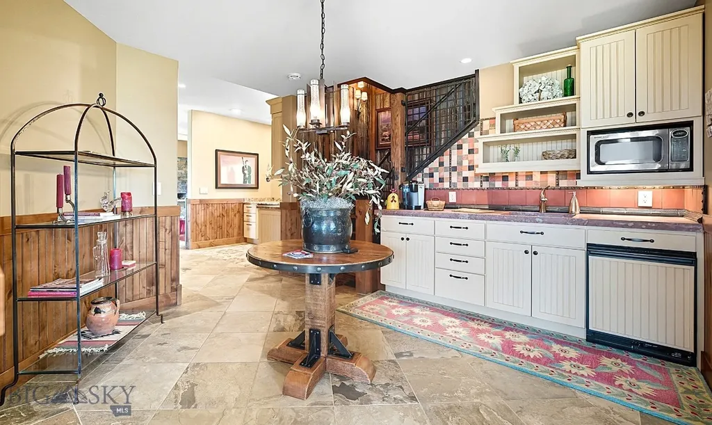 201 Cotton Willow Road Melrose MT 59743