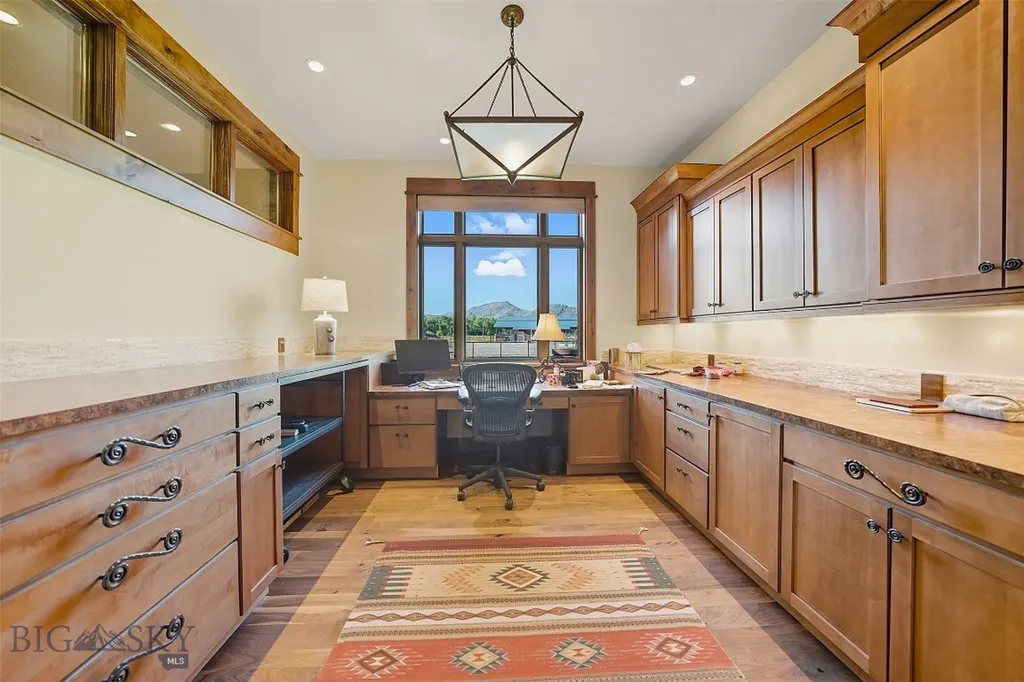 201 Cotton Willow Road Melrose MT 59743