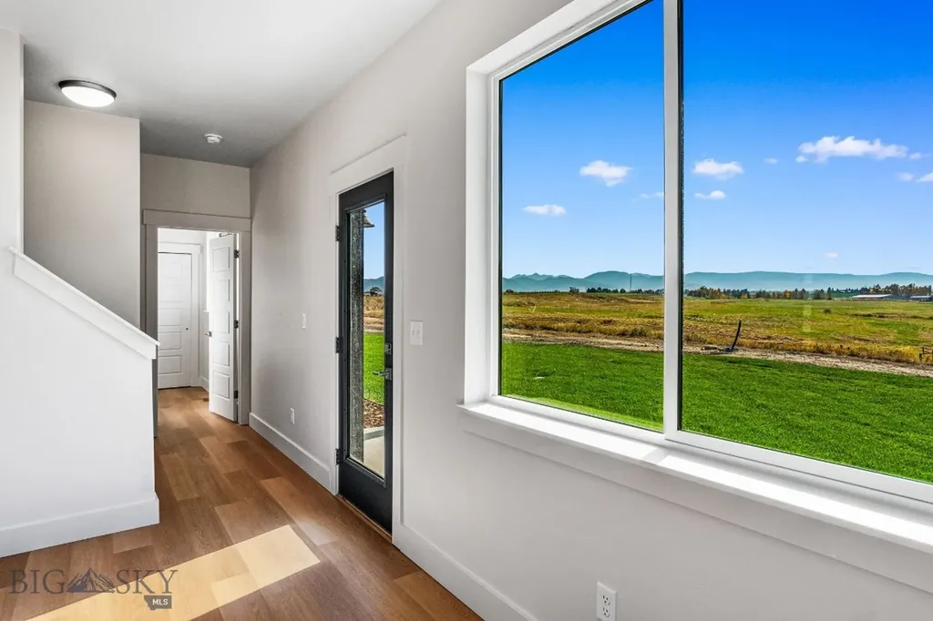 38 Horseshoe Loop Bozeman MT 59718