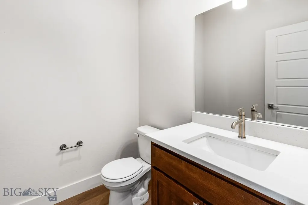38 Horseshoe Loop Bozeman MT 59718