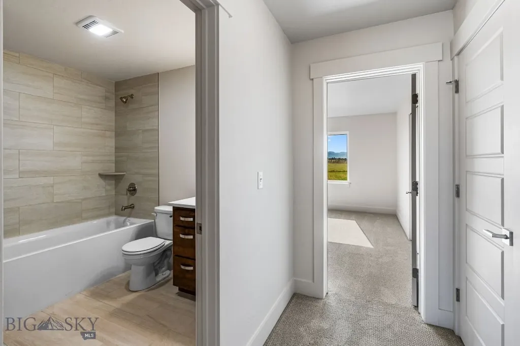 38 Horseshoe Loop Bozeman MT 59718