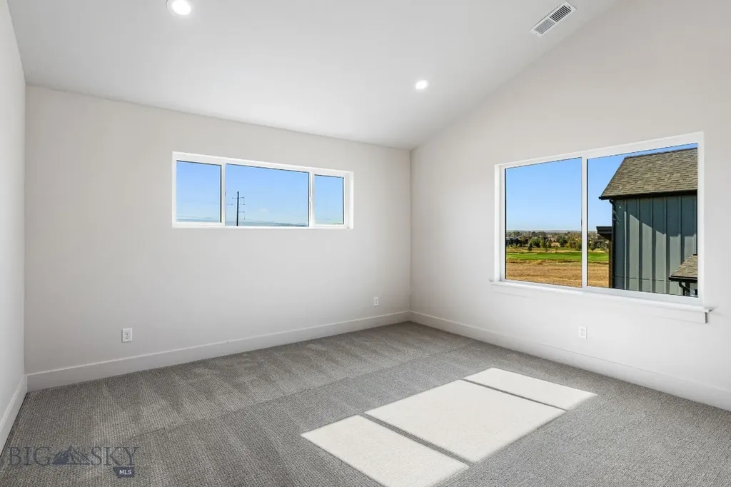 38 Horseshoe Loop Bozeman MT 59718