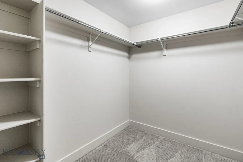 38 Horseshoe Loop Bozeman MT 59718