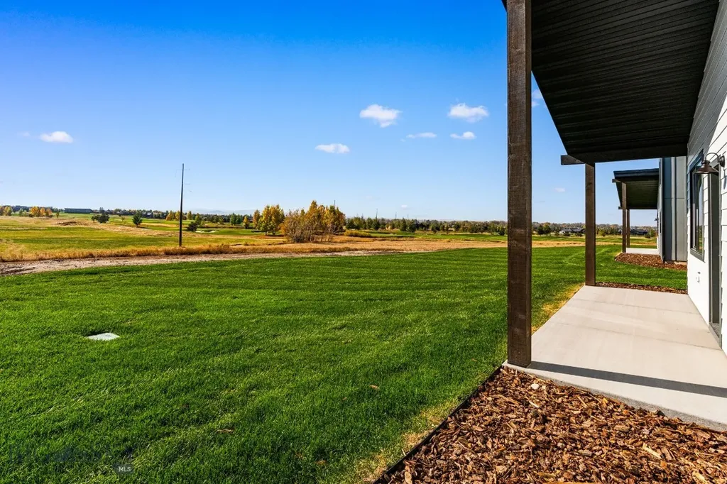 38 Horseshoe Loop Bozeman MT 59718
