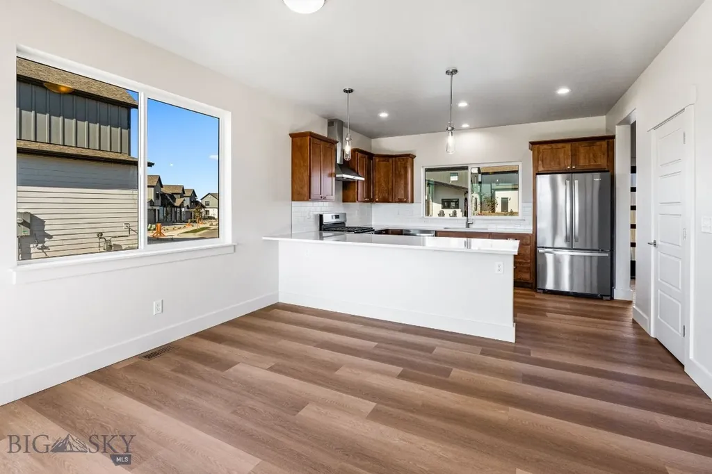 38 Horseshoe Loop Bozeman MT 59718