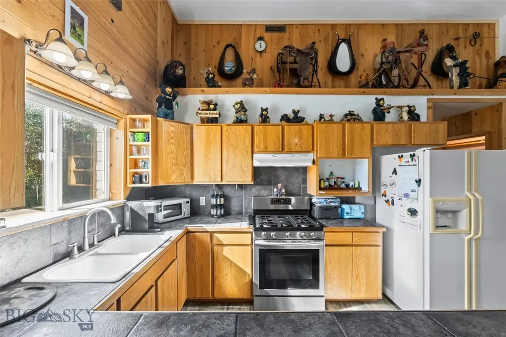 1801 Sun Avenue Livingston MT 59047