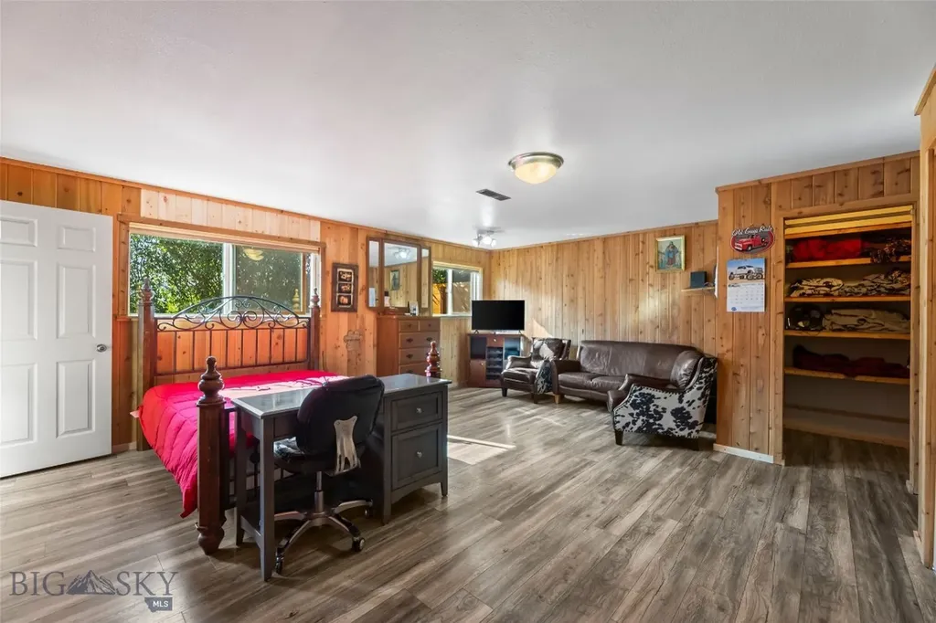 1801 Sun Avenue Livingston MT 59047