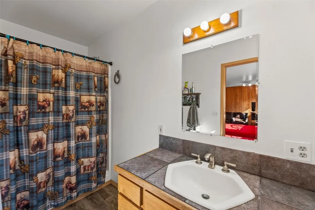 1801 Sun Avenue Livingston MT 59047