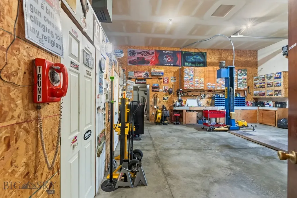 1801 Sun Avenue Livingston MT 59047