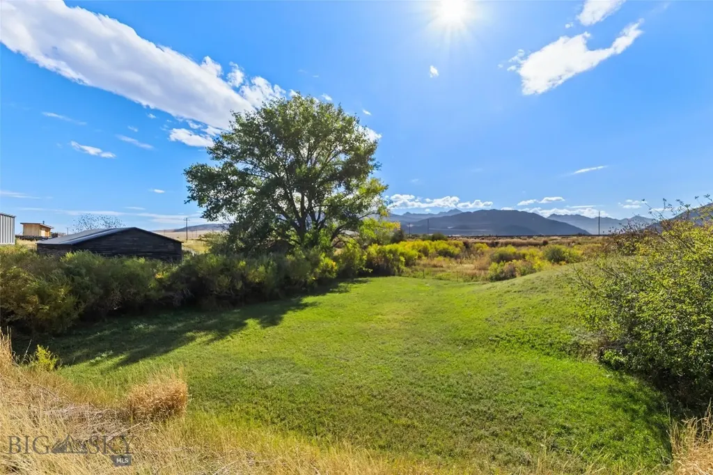 1801 Sun Avenue Livingston MT 59047