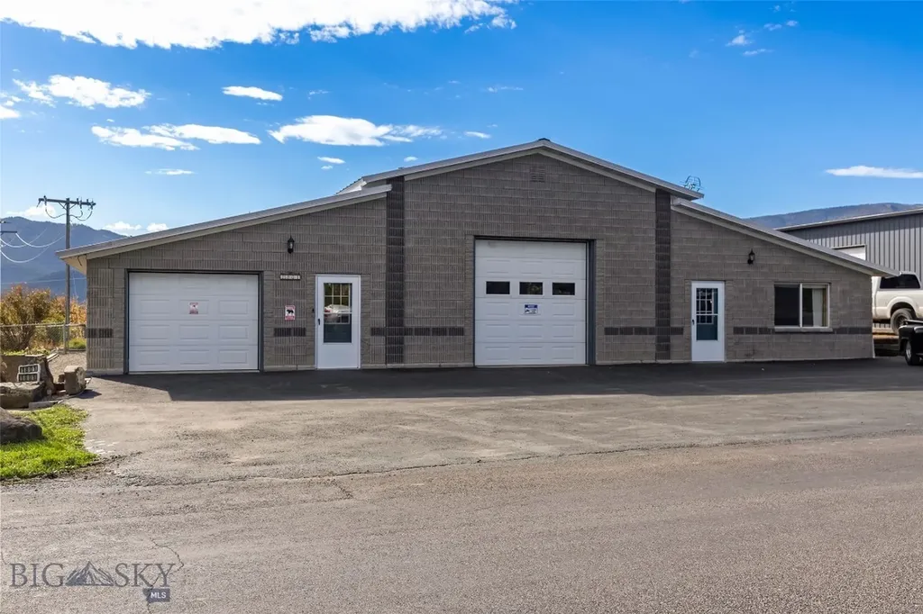1801 Sun Avenue Livingston MT 59047