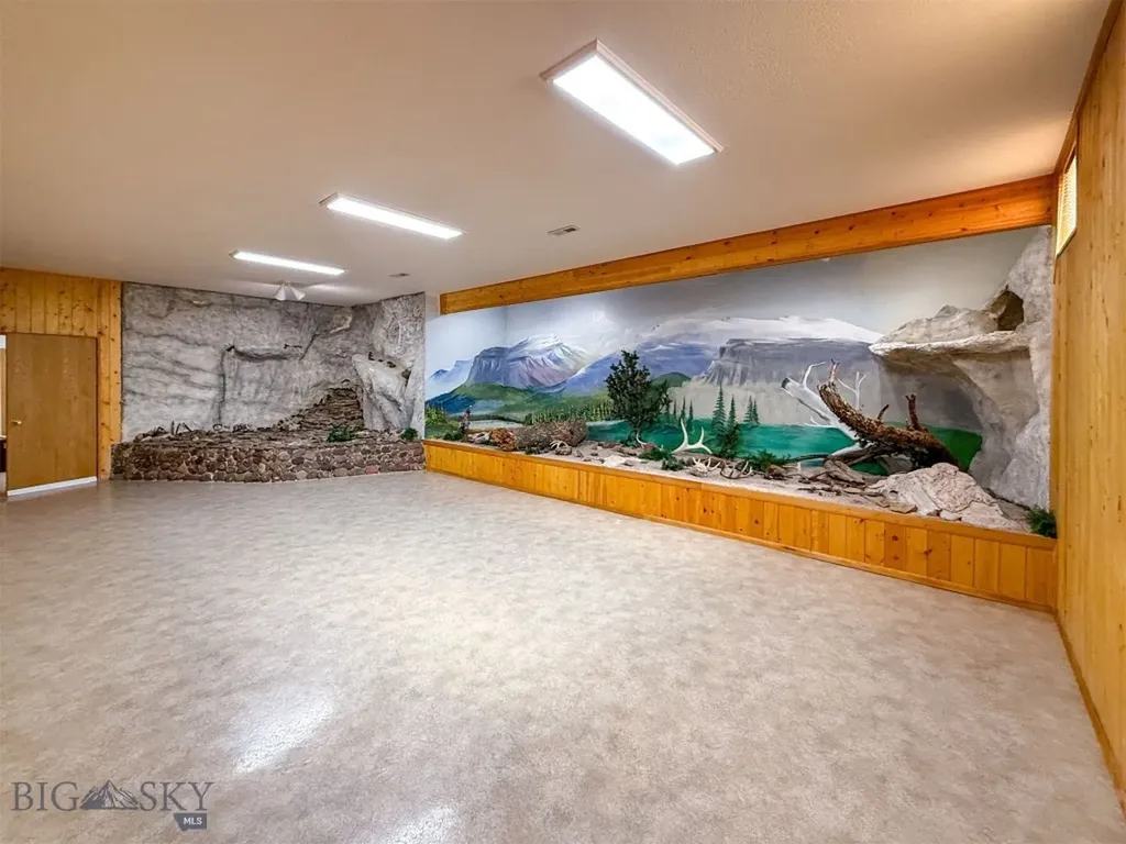 400 Gordon Road Vaughn MT 59487