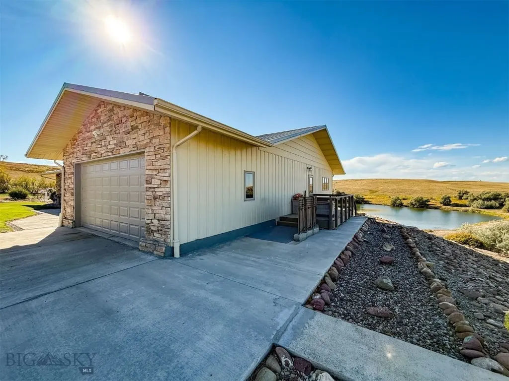 400 Gordon Road Vaughn MT 59487
