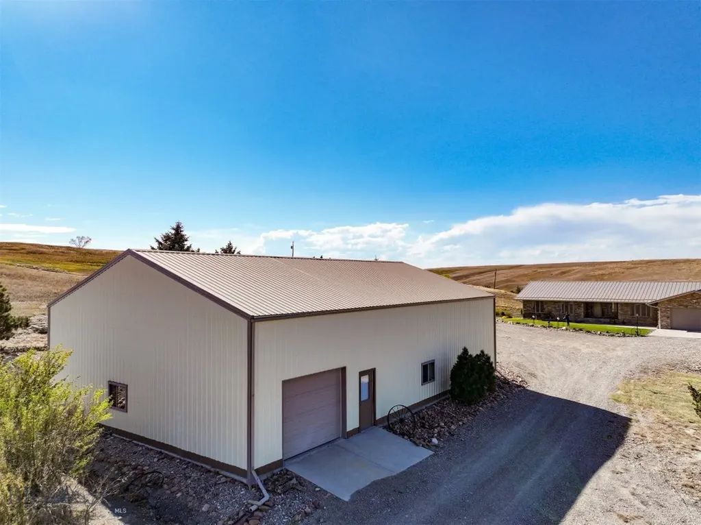 400 Gordon Road Vaughn MT 59487