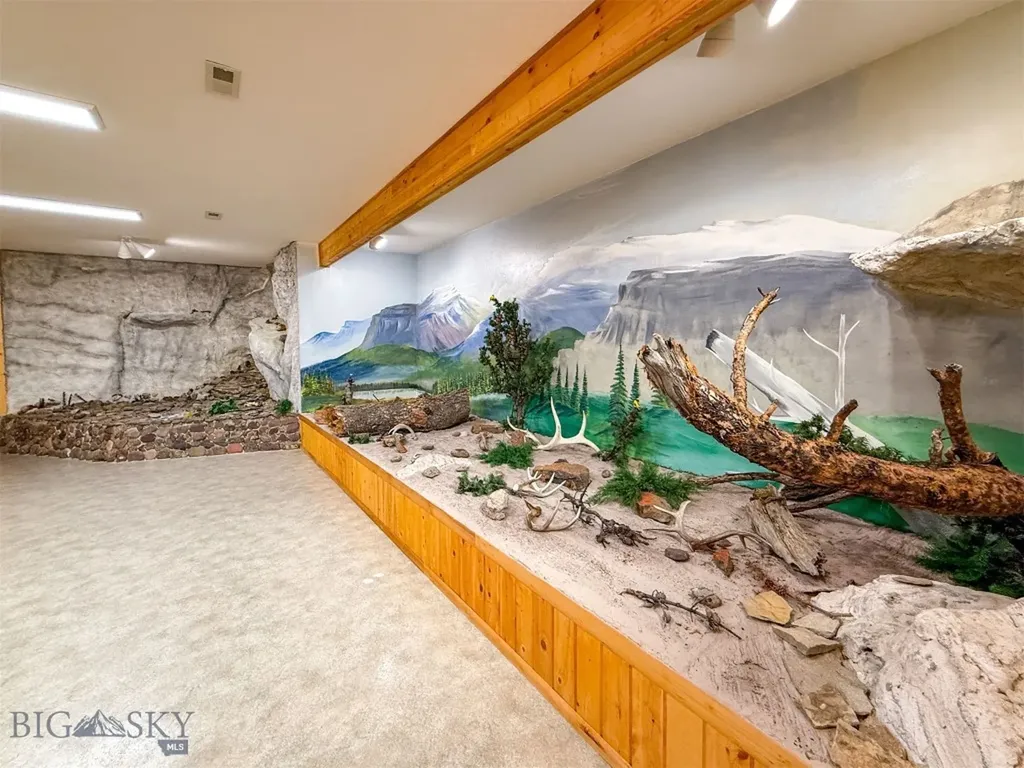 400 Gordon Road Vaughn MT 59487