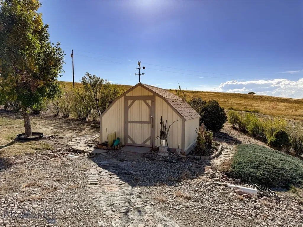 400 Gordon Road Vaughn MT 59487