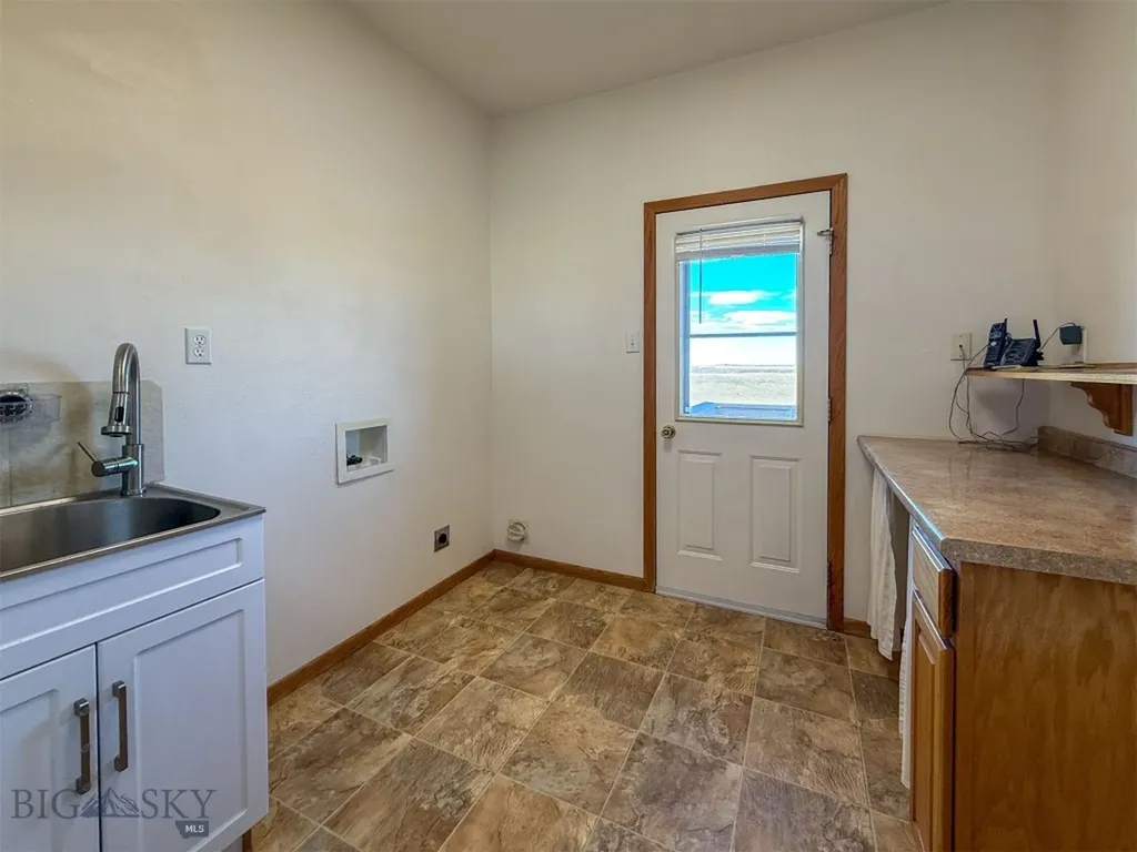 400 Gordon Road Vaughn MT 59487
