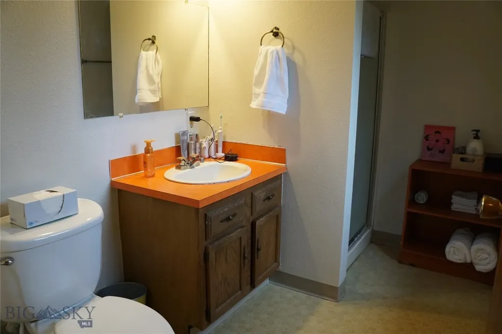 79 Meyers Road Columbus MT 59019