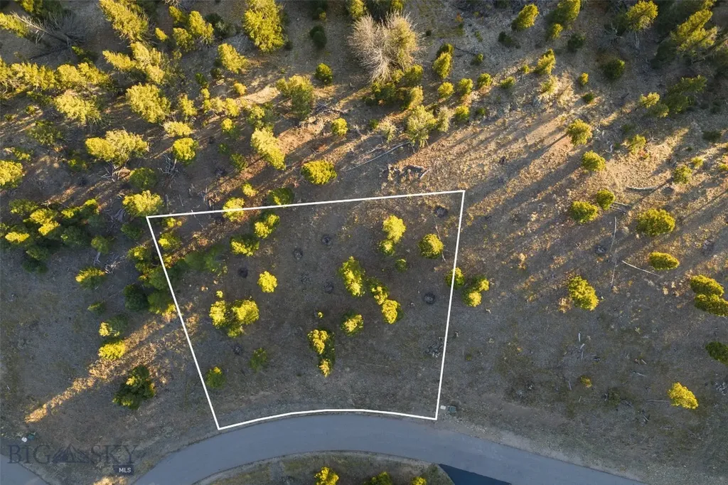 525 Fourpoint Road Big Sky MT 59716