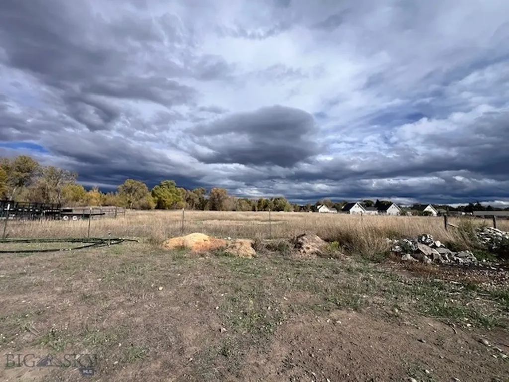 1575 Stagecoach Trail Manhattan MT 59741