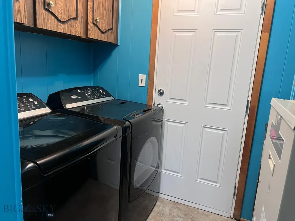 1575 Stagecoach Trail Manhattan MT 59741