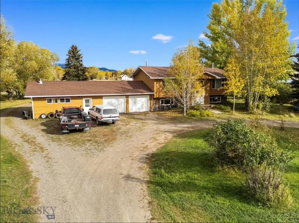1575 Stagecoach Trail Manhattan MT 59741