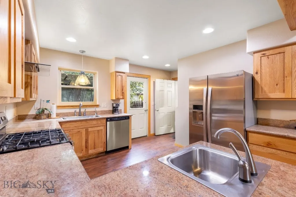 3108 Oliver Bozeman MT 59718